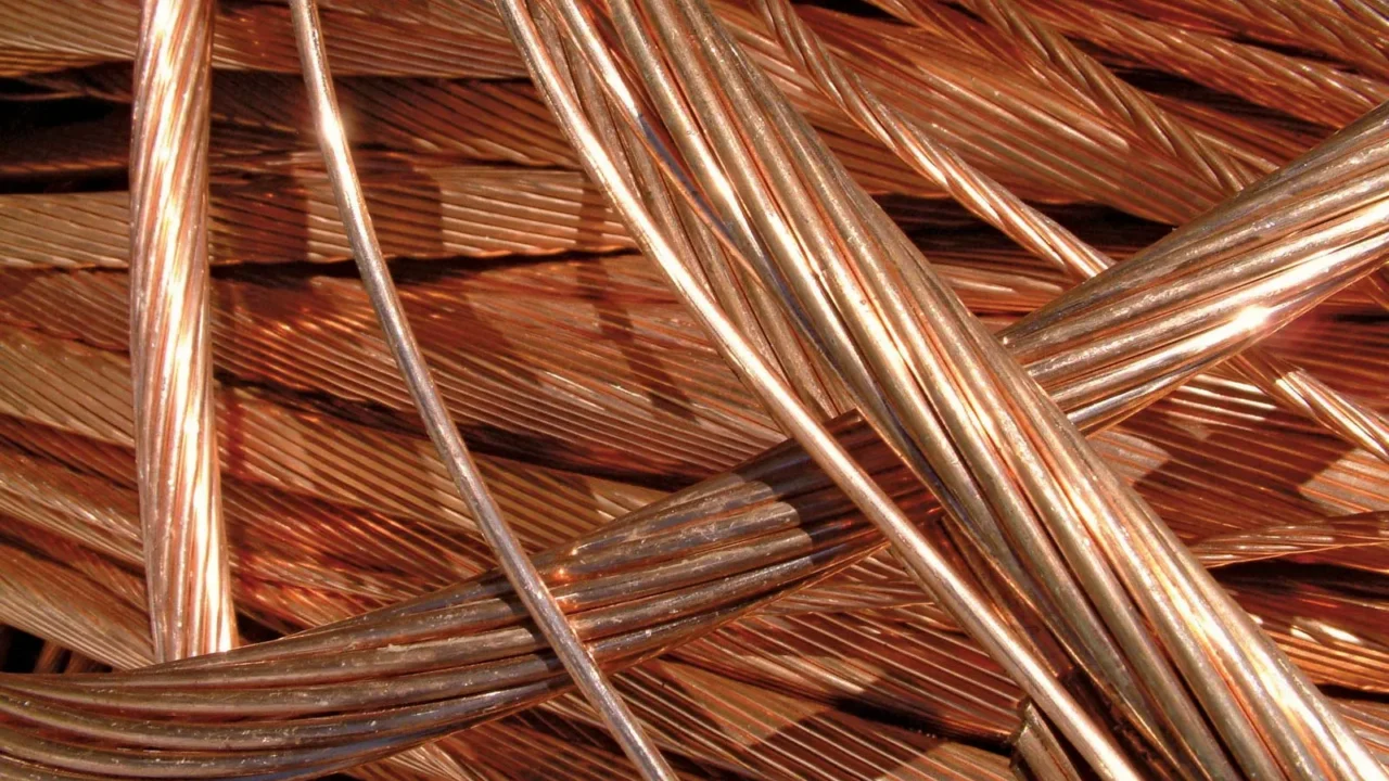 Global Supply Woes Push Copper Past $11,400 Per Ton